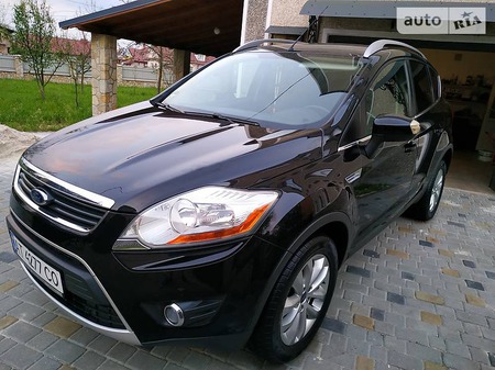 Ford Kuga 2010  випуску Івано-Франківськ з двигуном 2 л дизель позашляховик механіка за 13250 долл. 