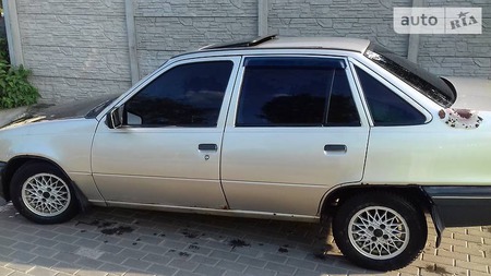Opel Kadett 1988  випуску Дніпро з двигуном 0 л газ седан механіка за 1200 долл. 