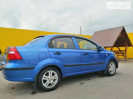 Chevrolet Aveo 2008  випуску Хмельницький з двигуном 1.5 л газ седан механіка за 5500 долл. 