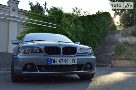 BMW 330 2004  випуску Одеса з двигуном 3 л дизель купе автомат за 13000 долл. 