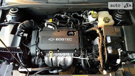 Chevrolet Cruze 2013  випуску Запоріжжя з двигуном 1.8 л бензин седан автомат за 8999 долл. 