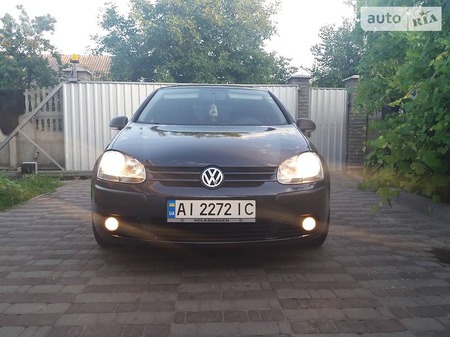 Volkswagen Golf 2006  випуску Київ з двигуном 1.6 л газ хэтчбек автомат за 8350 долл. 