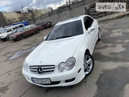 Mercedes-Benz CLK 350 2005  випуску Київ з двигуном 3.5 л бензин купе автомат за 12500 долл. 
