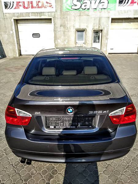 BMW 325 2007  випуску Київ з двигуном 2.5 л бензин седан автомат за 10200 долл. 