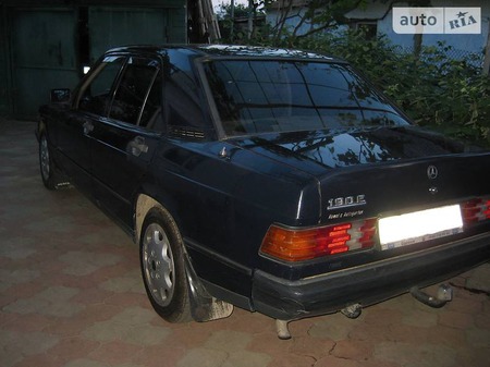 Mercedes-Benz 190 1988  випуску Одеса з двигуном 2 л бензин седан механіка за 2700 долл. 