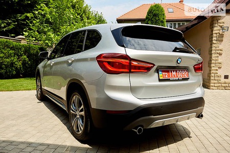 BMW X1 2016  випуску Чернівці з двигуном 2 л бензин позашляховик автомат за 37500 євро 
