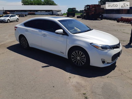 Toyota Avalon 2014  випуску Полтава з двигуном 2.5 л гібрид седан автомат за 23500 долл. 