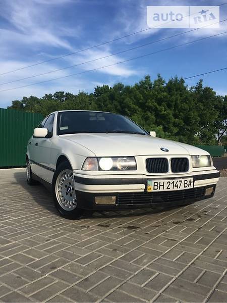 BMW 325 1994  випуску Одеса з двигуном 2.5 л дизель седан механіка за 3750 долл. 