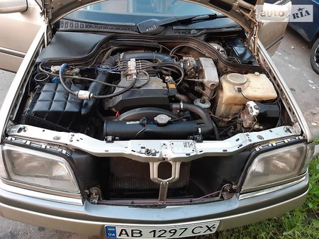 Mercedes-Benz C 200 1995  випуску Вінниця з двигуном 2 л газ седан механіка за 3800 долл. 