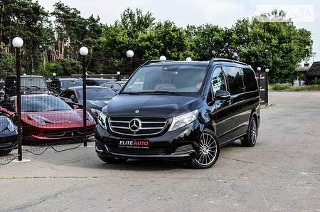 Mercedes-Benz V 250 2017  випуску Київ з двигуном 0 л дизель мінівен автомат за 130000 євро 