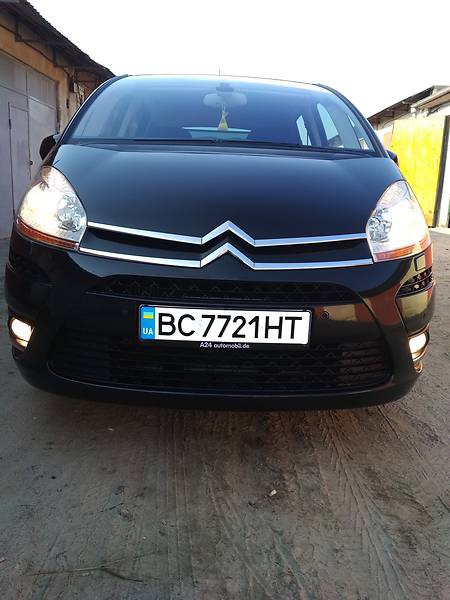 Citroen C4 Picasso 2007  випуску Львів з двигуном 1.6 л дизель універсал автомат за 7450 долл. 