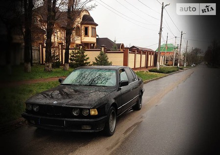 BMW 730 1989  випуску Кропивницький з двигуном 3 л бензин седан механіка за 2599 долл. 