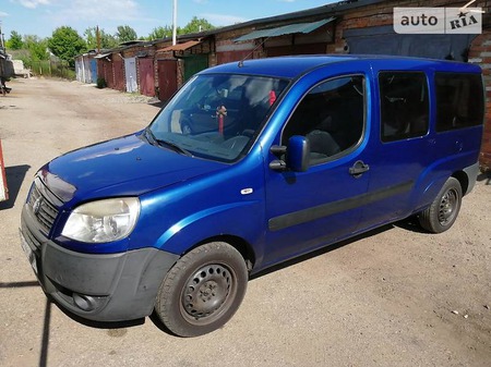 Fiat Doblo 2006  випуску Суми з двигуном 1.9 л дизель мінівен механіка за 7000 долл. 