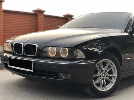 BMW 520 1997  випуску Львів з двигуном 2 л газ седан механіка за 5999 долл. 