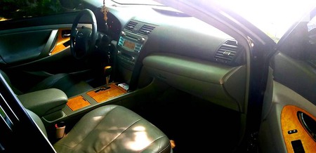 Toyota Camry 2007  випуску Луганськ з двигуном 2.4 л бензин седан автомат за 10500 долл. 
