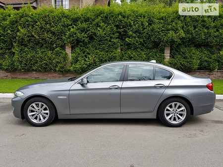 BMW 520 2013  випуску Київ з двигуном 2 л бензин седан автомат за 22500 долл. 
