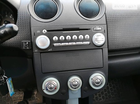 Mitsubishi Colt 2006  випуску Івано-Франківськ з двигуном 1.3 л газ хэтчбек автомат за 5999 долл. 