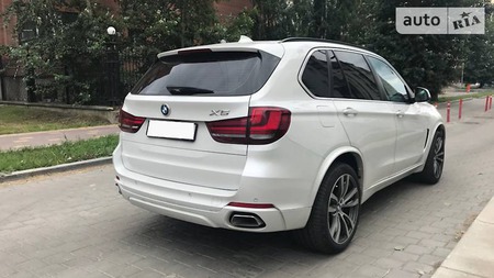 BMW X5 2015  випуску Запоріжжя з двигуном 3 л бензин позашляховик автомат за 33500 долл. 