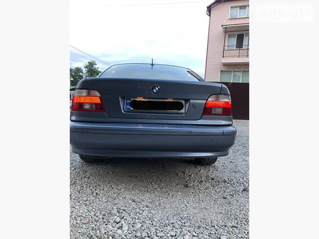 BMW 530 2001  випуску Запоріжжя з двигуном 3 л газ седан автомат за 7800 долл. 