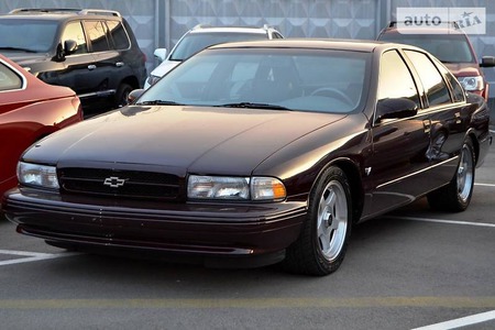 Chevrolet Impala 1996  випуску Київ з двигуном 5.7 л бензин седан автомат за 23300 долл. 