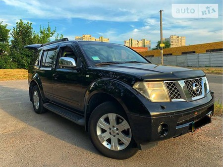 Nissan Pathfinder 2005  випуску Харків з двигуном 2.5 л дизель позашляховик автомат за 10500 долл. 