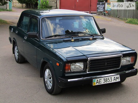 Lada 2107 2005  випуску Дніпро з двигуном 1.5 л газ седан механіка за 1950 долл. 