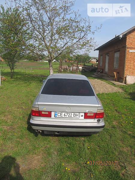 BMW 518 1991  випуску Чернівці з двигуном 1.8 л газ седан механіка за 2200 долл. 