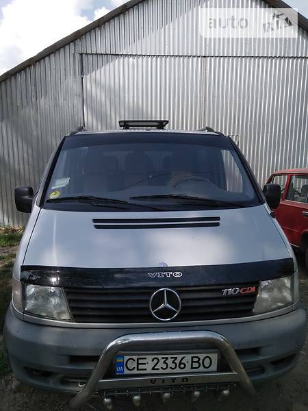 Mercedes-Benz Vito 2003  випуску Чернівці з двигуном 2.2 л дизель мінівен механіка за 7000 долл. 