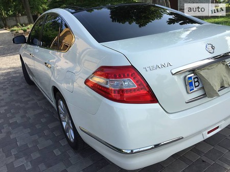 Nissan Teana 2008  випуску Херсон з двигуном 3.5 л бензин седан автомат за 10500 долл. 