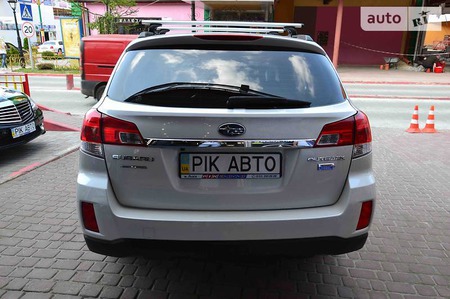 Subaru Outback 2013  випуску Львів з двигуном 2 л дизель позашляховик автомат за 16900 долл. 