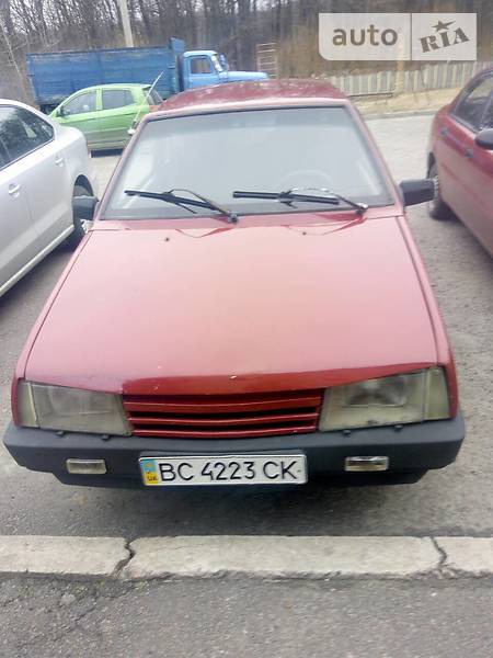 Lada 2108 1992  випуску Львів з двигуном 1.5 л газ хэтчбек механіка за 1100 долл. 
