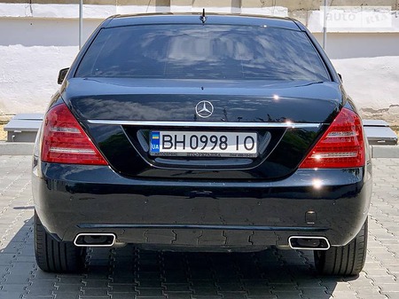 Mercedes-Benz S 300 2011  випуску Одеса з двигуном 3 л дизель седан автомат за 26000 долл. 