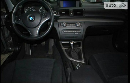 BMW 116 2011  випуску Одеса з двигуном 2 л дизель хэтчбек механіка за 11800 долл. 