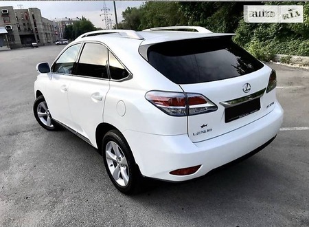 Lexus RX 270 2014  випуску Київ з двигуном 2.7 л бензин позашляховик автомат за 29700 долл. 