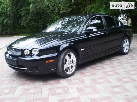 Jaguar X-Type 2008  випуску Черкаси з двигуном 2.1 л газ седан автомат за 13000 долл. 