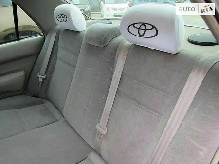 Toyota Corolla 2001  випуску Кропивницький з двигуном 1.4 л газ седан механіка за 3999 долл. 