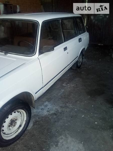 Lada 2104 1995  випуску Івано-Франківськ з двигуном 0 л бензин універсал механіка за 1100 долл. 