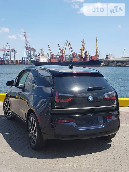 BMW i3 2018  випуску Одеса з двигуном 0 л  хэтчбек автомат за 35500 долл. 