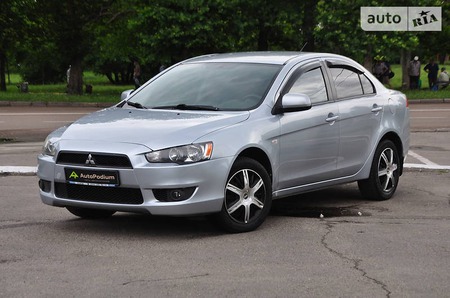 Mitsubishi Lancer 2008  випуску Миколаїв з двигуном 1.5 л бензин седан механіка за 6999 долл. 