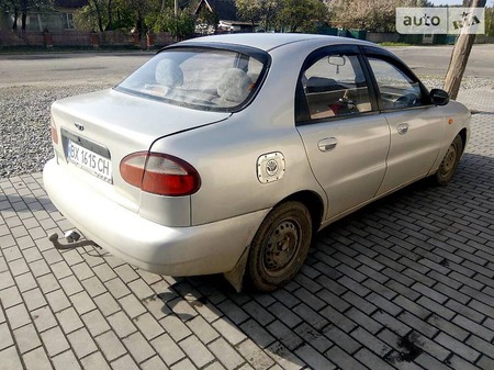 Daewoo Lanos 2006  випуску Хмельницький з двигуном 1.5 л газ седан механіка за 2600 долл. 