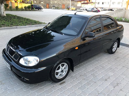 Daewoo Lanos 2008  випуску Хмельницький з двигуном 1.5 л газ седан механіка за 3799 долл. 