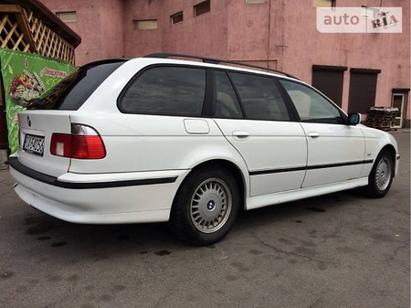 BMW 520 1998  випуску Дніпро з двигуном 2 л газ універсал механіка за 2300 долл. 