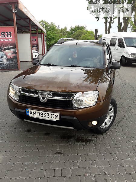 Renault Duster 2012  випуску Житомир з двигуном 1.5 л дизель позашляховик  за 10777 долл. 