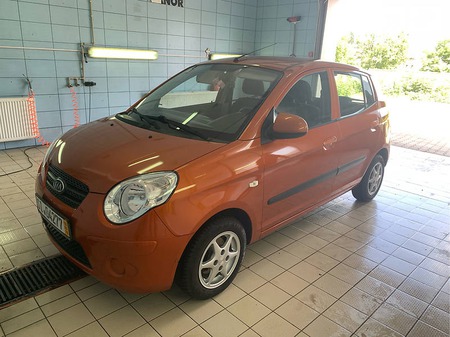 KIA Picanto 2009  випуску Житомир з двигуном 1.1 л бензин  механіка за 4500 долл. 