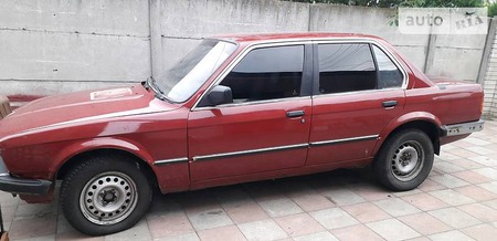 BMW 318 1986  випуску Київ з двигуном 1.8 л газ седан механіка за 1800 долл. 