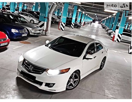 Honda Accord 2008  випуску Одеса з двигуном 2.4 л бензин седан механіка за 12000 долл. 