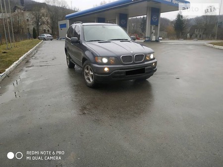 BMW X5 2001  випуску Тернопіль з двигуном 4.4 л газ позашляховик автомат за 9000 долл. 