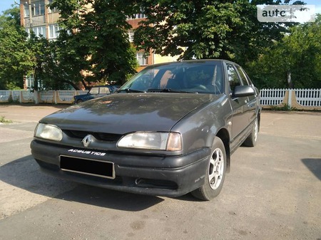 Renault 19 2000  випуску Чернігів з двигуном 1.4 л бензин седан механіка за 2300 долл. 