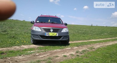 Renault Logan 2011  випуску Вінниця з двигуном 1.6 л газ універсал механіка за 7300 долл. 