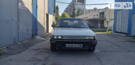 Toyota Corolla 1988  випуску Харків з двигуном 1.3 л газ ліфтбек механіка за 1150 долл. 